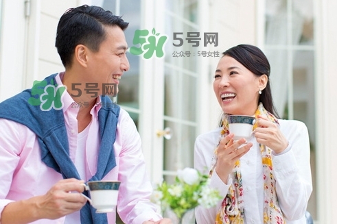 老公出軌一定要離婚嗎？如何挽救婚姻危機(jī)？