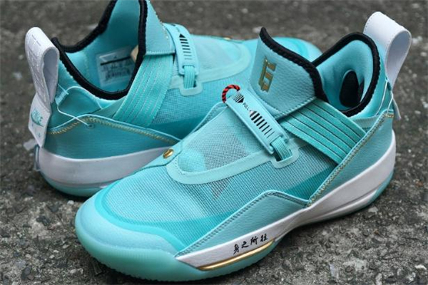 aj33 se和kd12哪個好 aj33se和kd12實(shí)戰(zhàn)對比測評