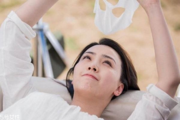 秋天應(yīng)該怎么護膚呢 秋天怎么保護皮膚呢