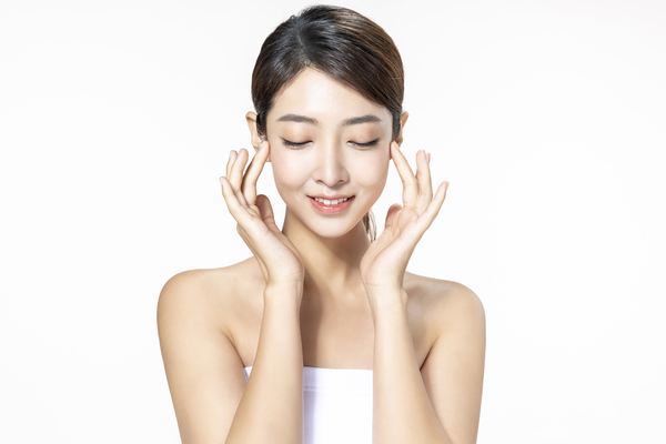 點(diǎn)痣后多久可以用粉底 點(diǎn)痣后用粉底的注意事項