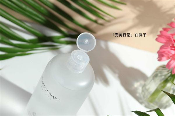 完美日記白胖子卸妝水保質期 完美日記白胖子卸妝水成分
