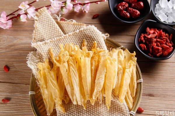 什么是魚膠呢 魚膠有什么營(yíng)養(yǎng)價(jià)值呢