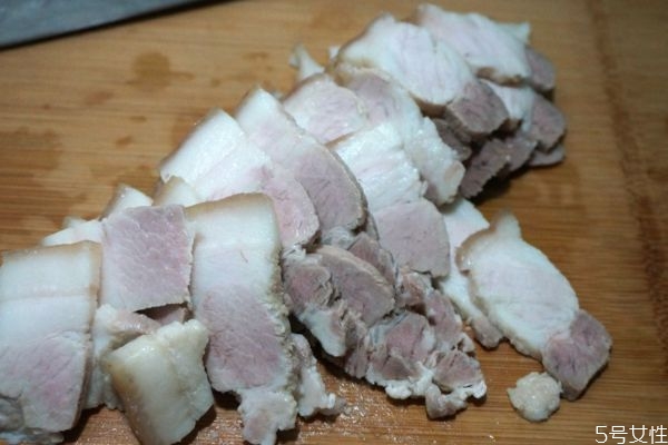 什么是白肉呢 白肉有什么營養(yǎng)價(jià)值呢