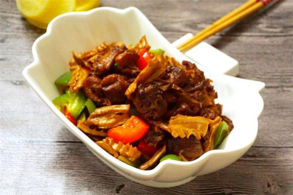 筍干吃了會(huì)長胖嗎 減肥期間能吃筍干嗎