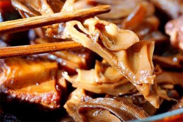 筍干吃了會(huì)長胖嗎 減肥期間能吃筍干嗎