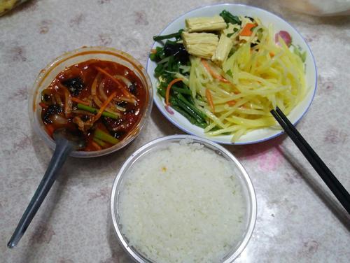 不吃晚飯會影響月經(jīng)嗎 晚飯什么時(shí)候吃好
