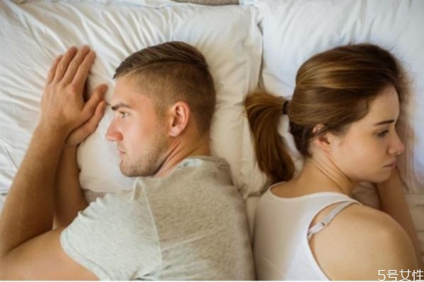 老公突然說(shuō)要離婚是什么意思 男人主動(dòng)提離婚的心態(tài)