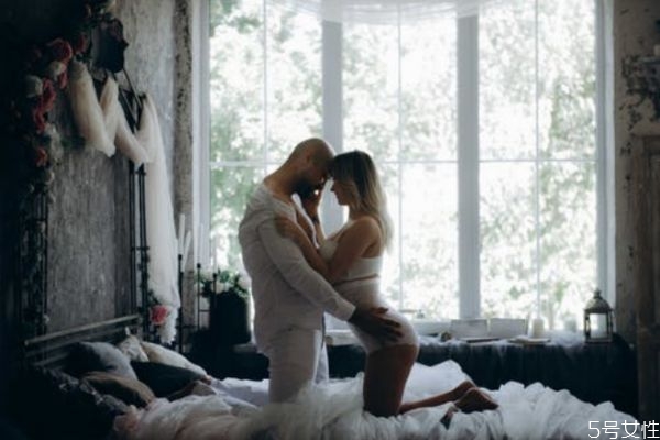 寫(xiě)給即將離婚老公的話(huà) 打動(dòng)一個(gè)男人的心里話(huà)