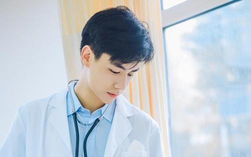 男人為你哭是愛(ài)你嗎 男人為你哭一定愛(ài)你嗎