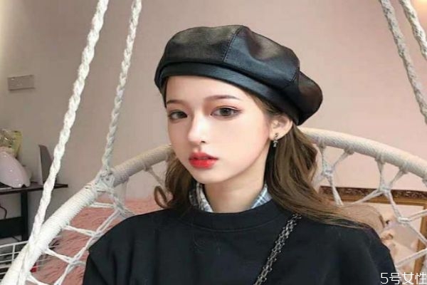 貝雷帽和八角帽的區(qū)別 不同材質貝雷帽有什么區(qū)別