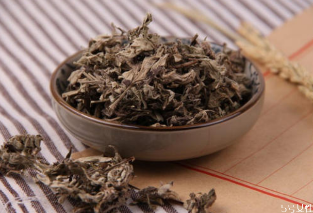 艾葉水止癢煮多長時(shí)間 艾葉水洗澡多長時(shí)間見效