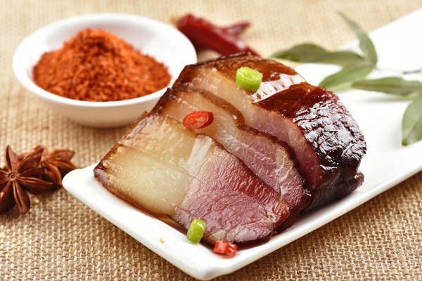 臘肉是要煮熟了再炒嗎 臘肉應(yīng)該怎么清洗