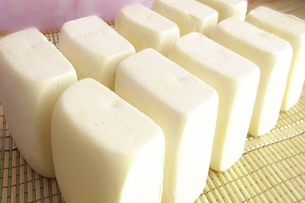 奶豆腐的簡(jiǎn)易吃法 奶豆腐怎么做出來(lái)的