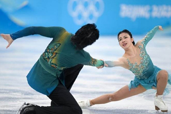 王詩(shī)玥柳鑫宇把中國(guó)風(fēng)穿在身上 花樣滑冰雙人滑是什么