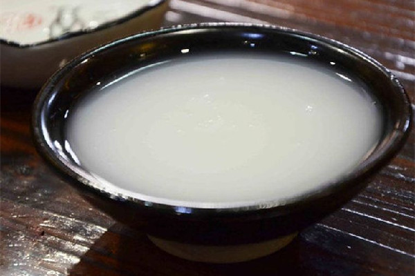 糯米酒用長(zhǎng)糯米好還是圓糯米好 糯米酒怎么做