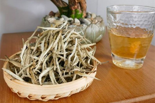 老白茶喝多了會上火嗎 老白茶喝多了會產生啥后果