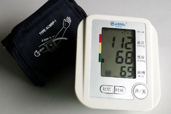 電子血壓計不顯示度數(shù)怎么回事 電子血壓計為什么每次測的都不一樣