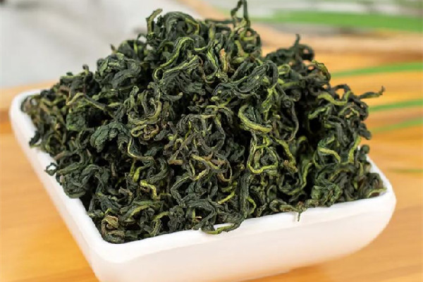 蒲公英茶長(zhǎng)期喝好嗎 蒲公英茶有什么副作用